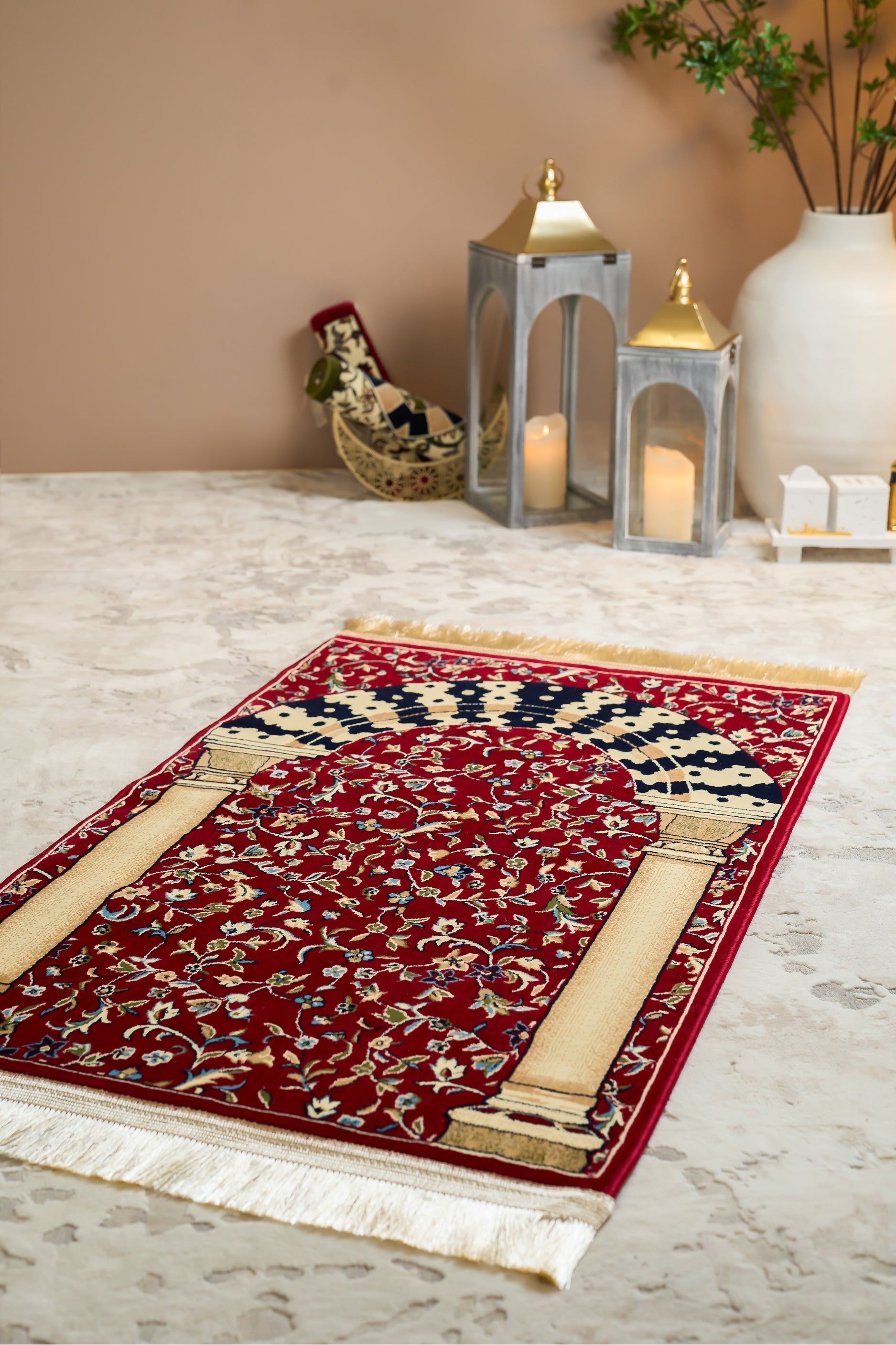 MEB 004 Mehrab Standard Prayer Mat 8mm - Red